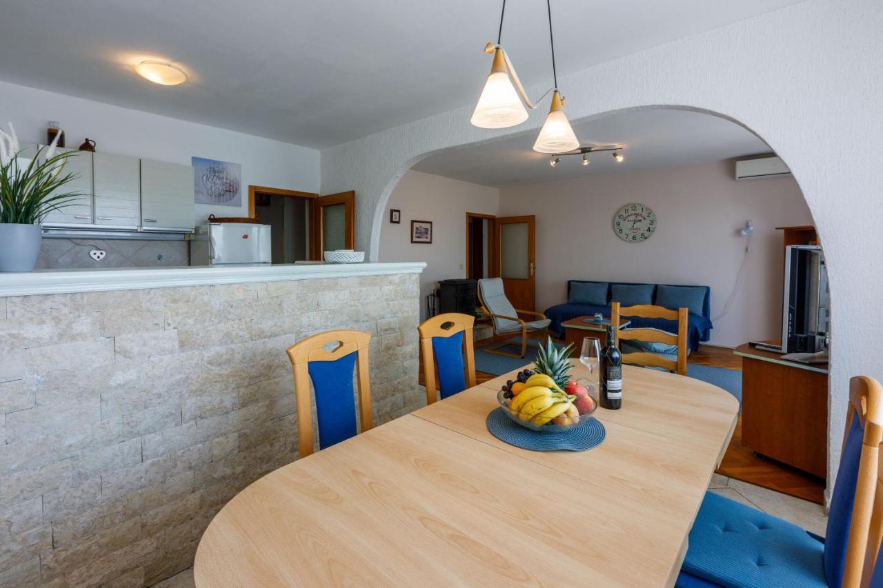 Apartment Alex Crikvenica